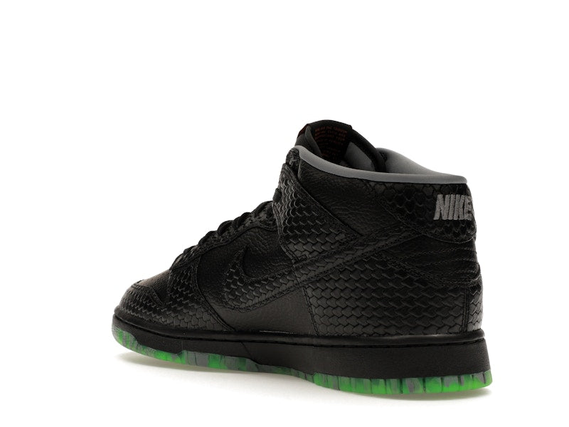 Nike Dunk Mid Premium Halloween Headless Horseman