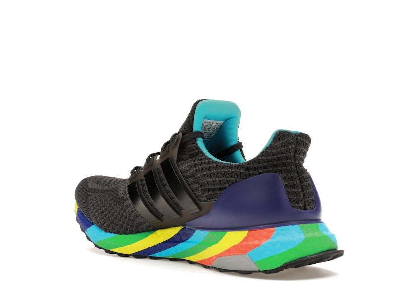adidas Ultra Boost 5.0 DNA Pride Carbon