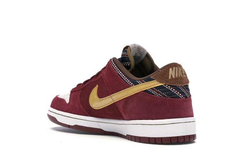 Nike SB Dunk Low Anchorman
