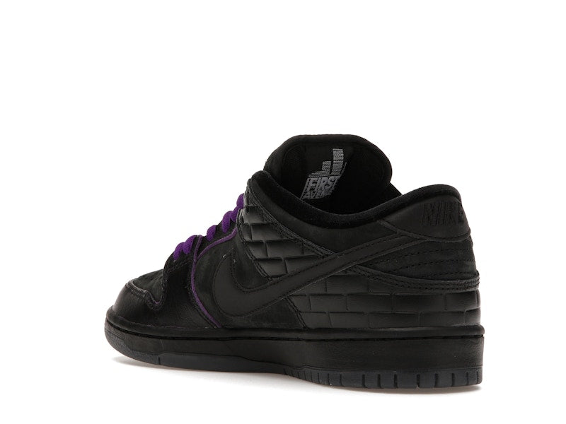 Nike SB Dunk Low Familia First Avenue