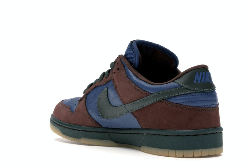 Nike SB Dunk Low Barf
