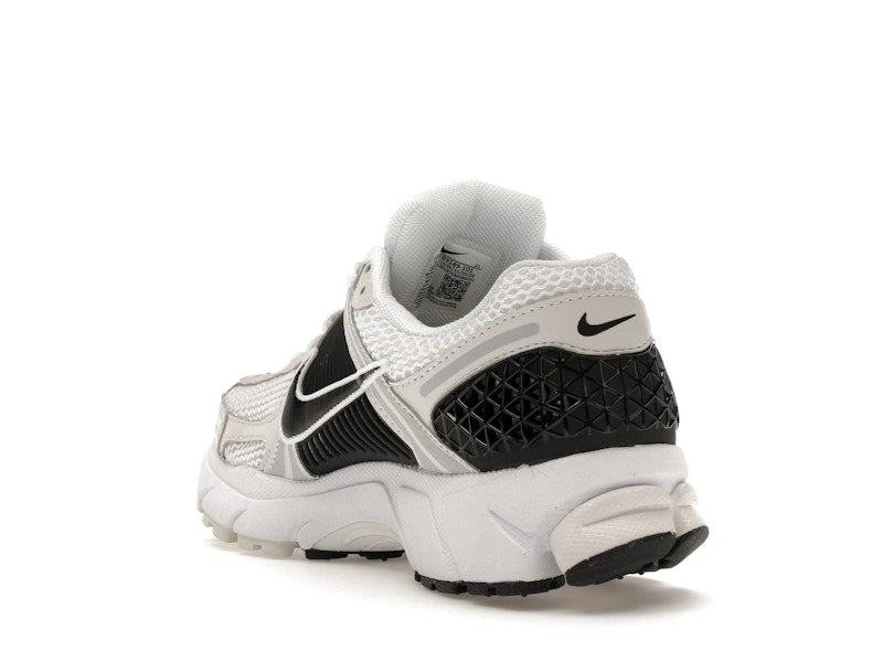 Nike Zoom Vomero 5 White Black