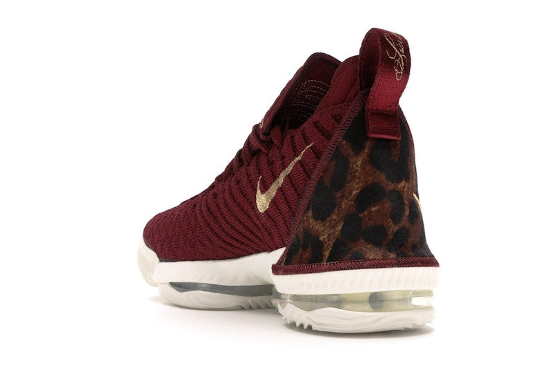 Nike LeBron 16 King