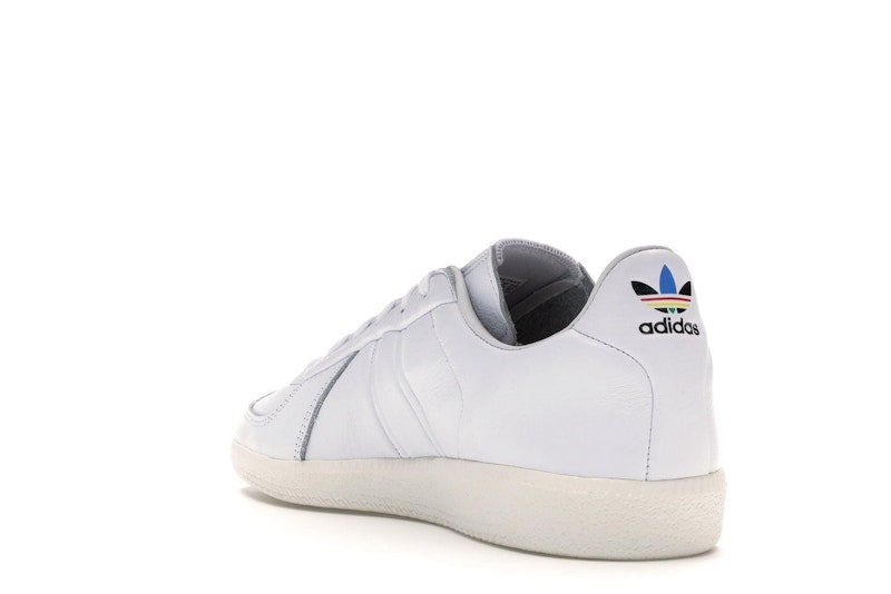 adidas BW Army Oyster Holdings