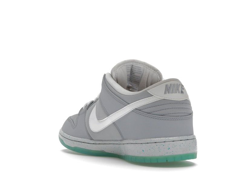 Nike SB Dunk Low Marty McFly