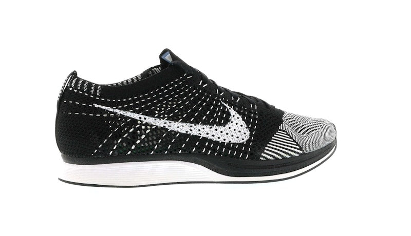Nike Flyknit Racer Black Tongue