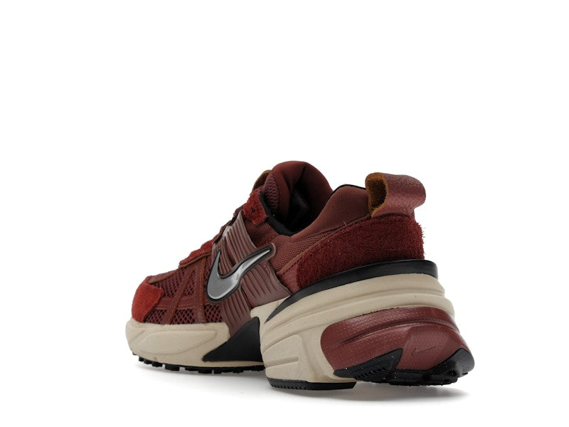 Nike V2K Run Red Sepia Dark Pony (Women's)