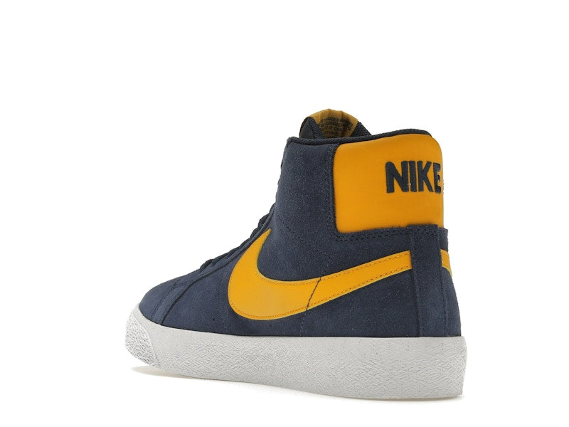 Nike SB Zoom Blazer Mid Michigan