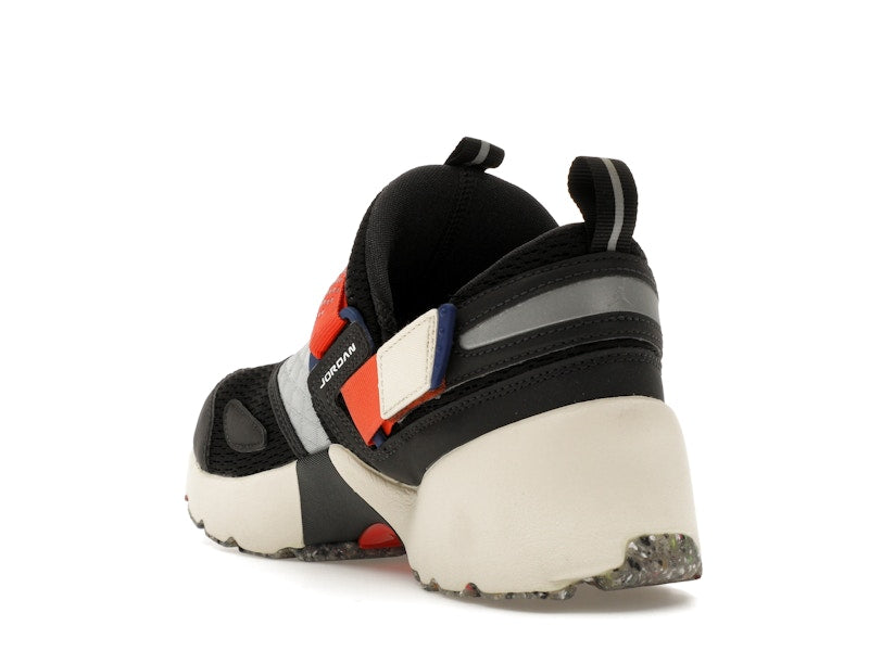 Jordan Trunner LX Rare Air (Women's)