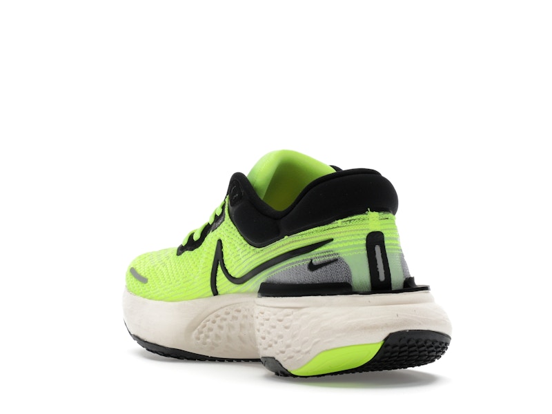 Nike ZoomX Invincible Run Flyknit Volt