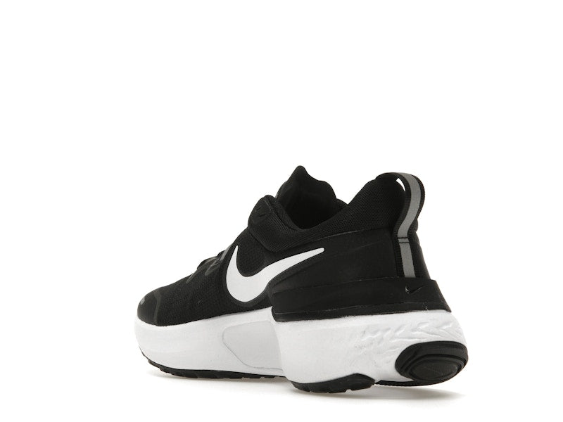 Nike React Miler Black White