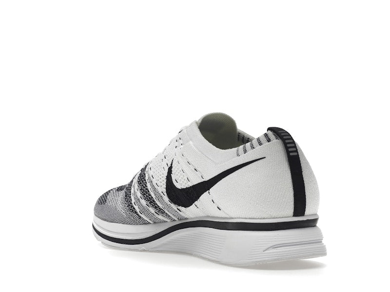 Nike Flyknit Trainer White Black