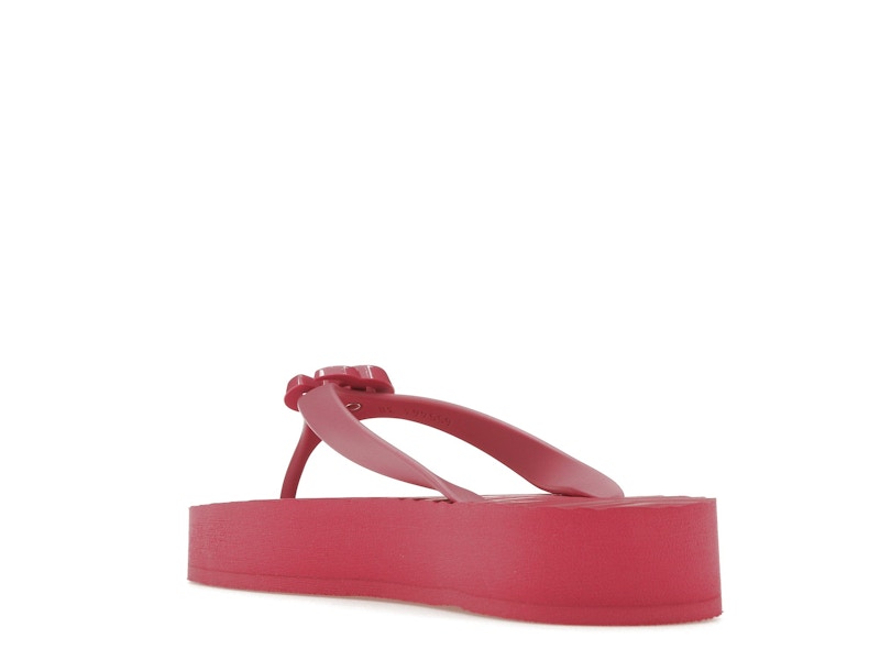 Gucci Chevron Thong Sandal Pink Rubber
