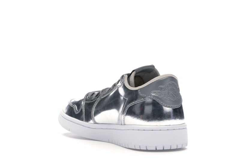 Jordan 1 Retro Low Pinnacle Metallic Silver