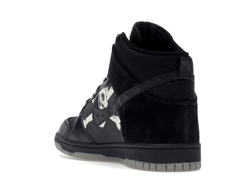 Nike Dunk High St. Pauli