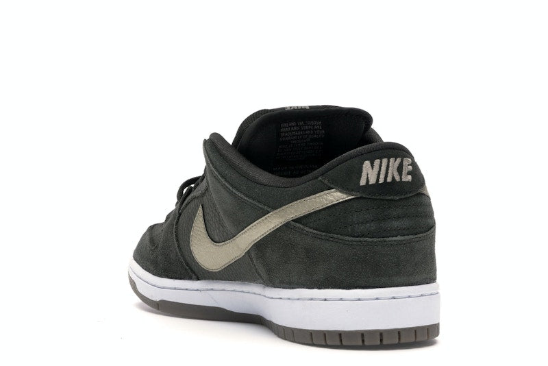 Nike SB Dunk Low Sequoia White Gum