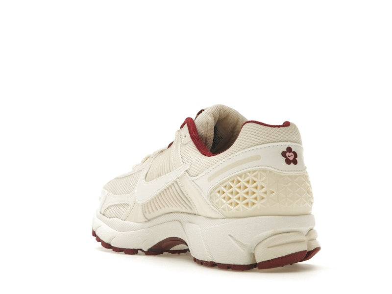Nike Zoom Vomero 5 Valentine's Day (Women's)
