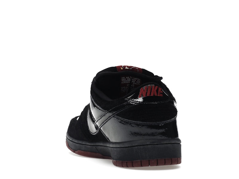 Nike SB Dunk Low Mafia