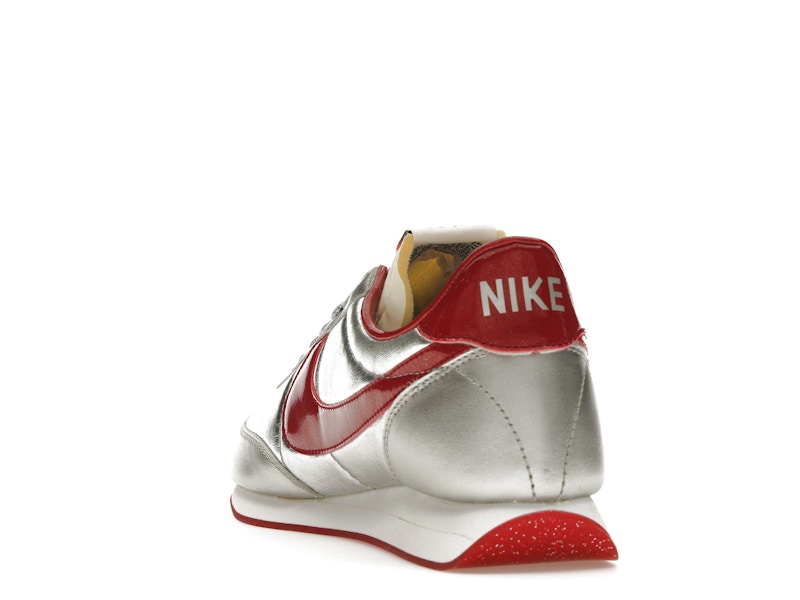 Nike Tailwind Night Track