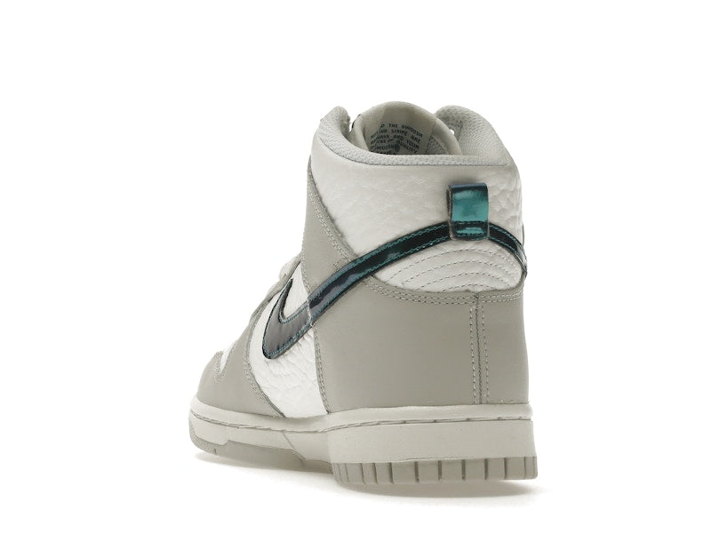 Nike Dunk High FLS (Women's)