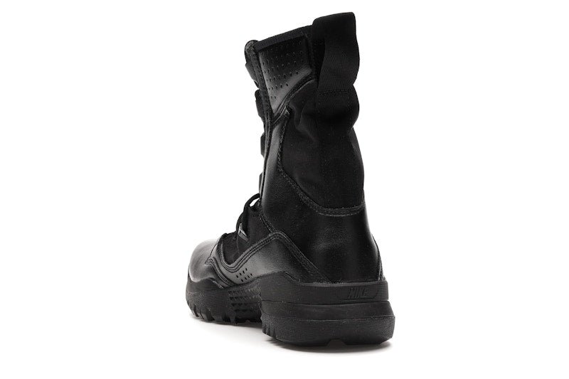 Nike Special Field Boot 8 Inch Black