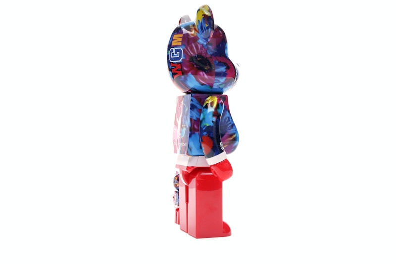 Bearbrick x Bape x Mika Ninagawa Shark 100% & 400% Set Pink
