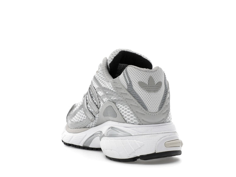 adidas Adistar Cushion Sporty & Rich Grey