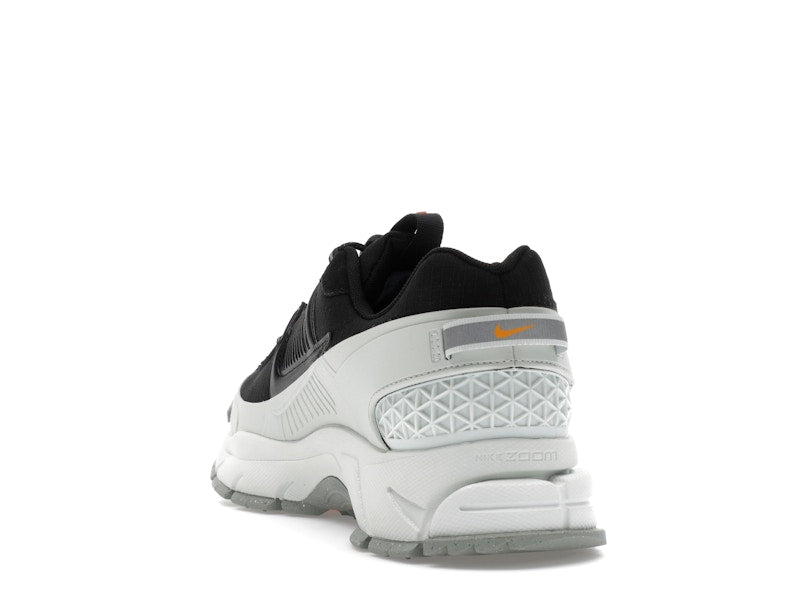 Nike Zoom Vomero 5 Roam Black Light Silver
