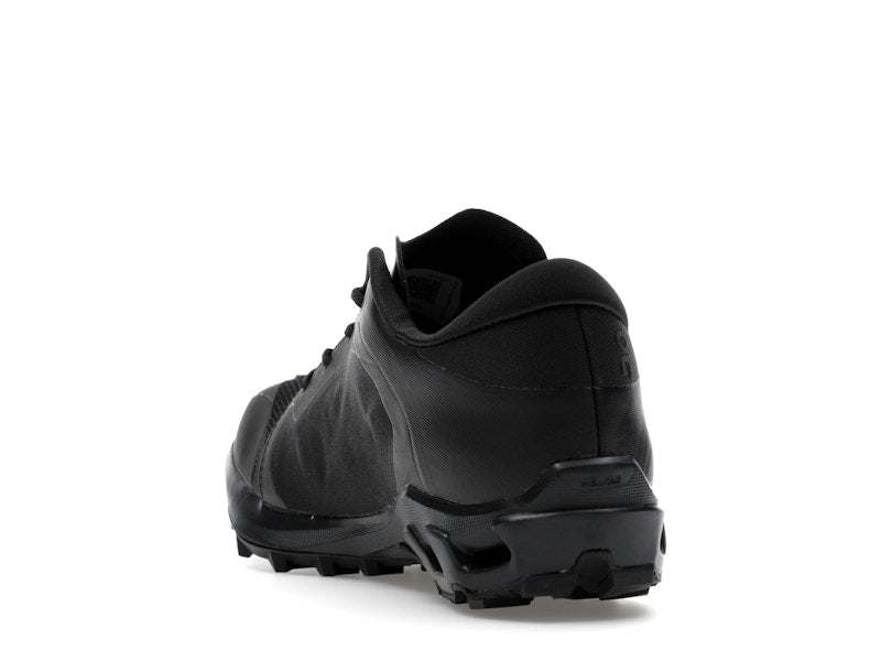 On Running Cloudventure Peak POST ARCHIVE FACTION Black Magnet (Women's)
