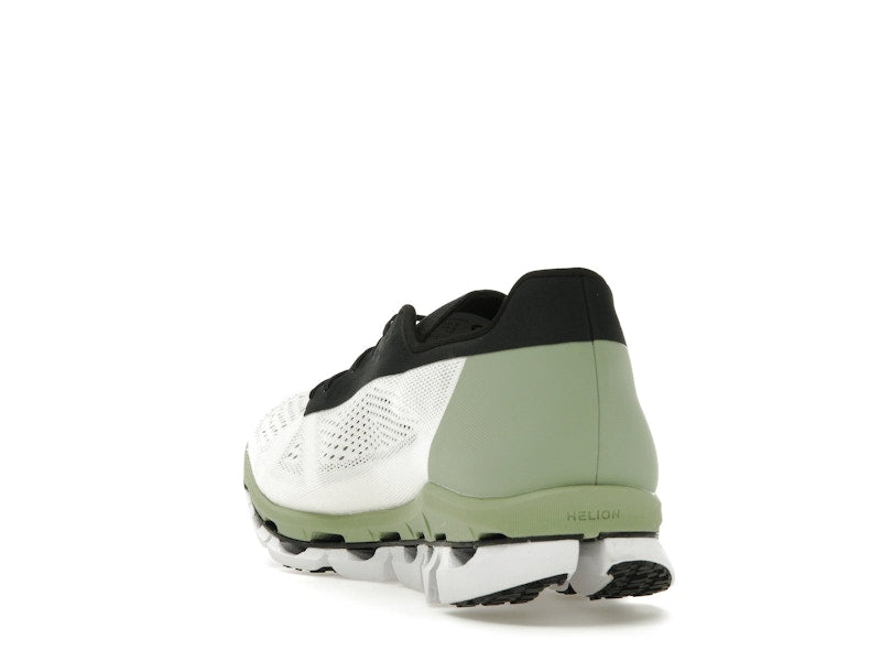 On Running Cloudboom White Black