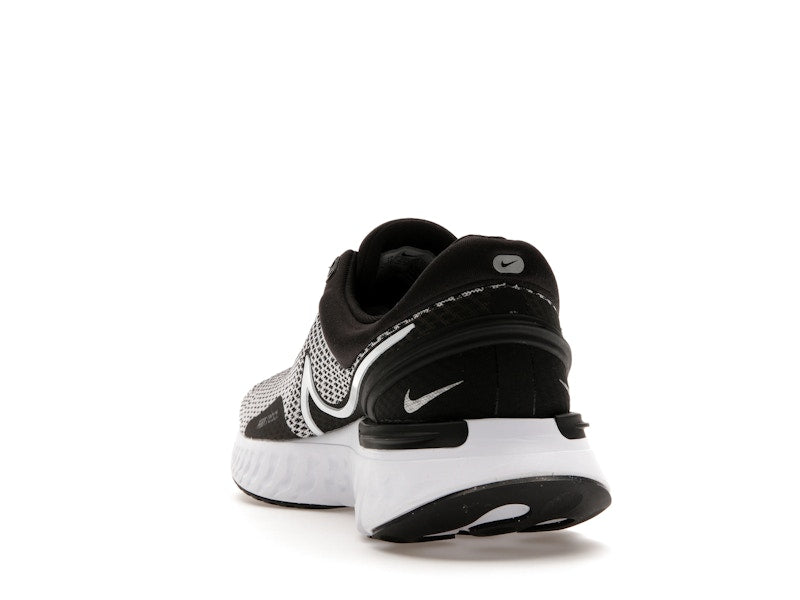 Nike React Miler 3 Black Metallic Silver