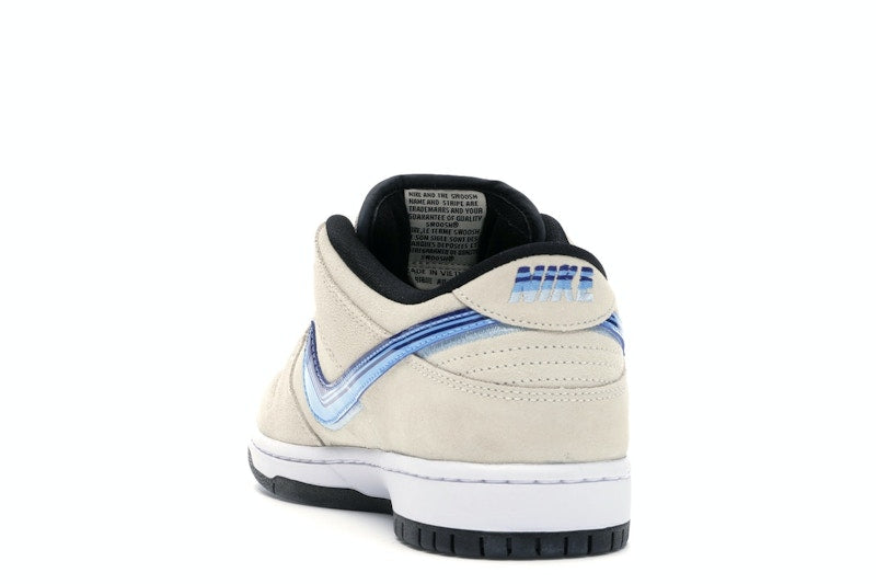 Nike SB Dunk Low Truck It