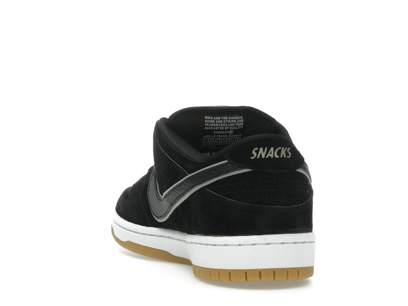 Nike SB Dunk Low Quartersnacks