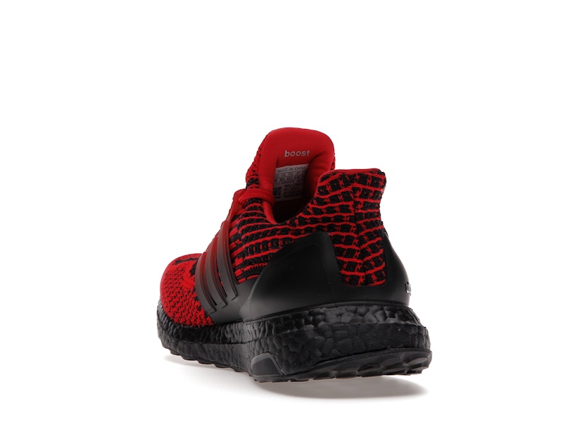 adidas Ultra Boost 5.0 DNA Scarlet Black Gradient