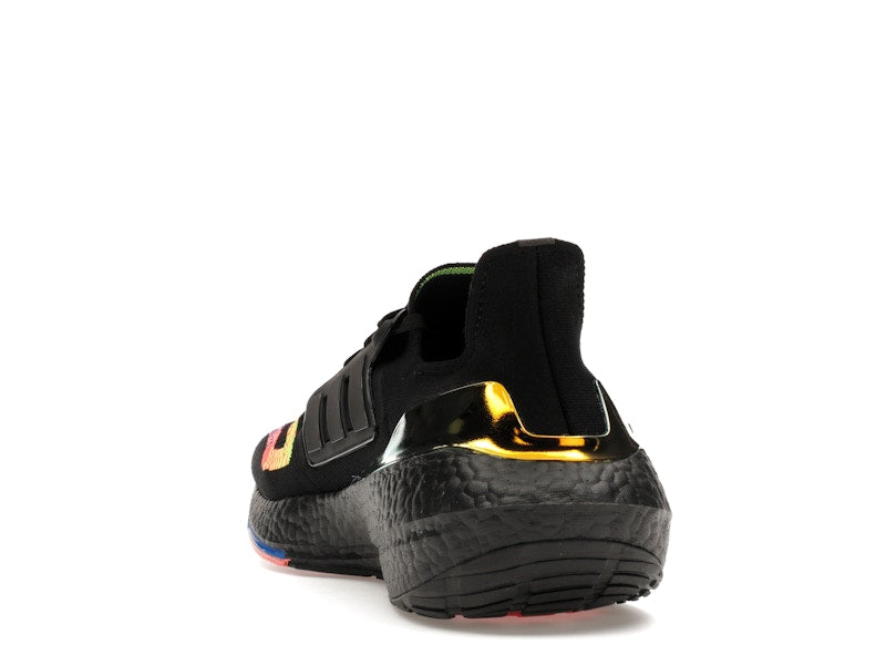 adidas Ultra Boost 22 Linear Energy Black
