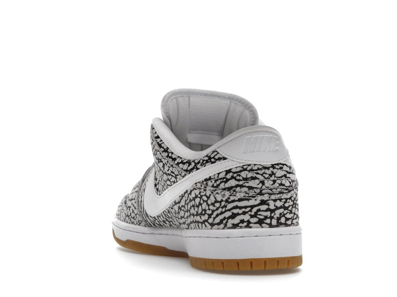 Nike SB Dunk Low Road