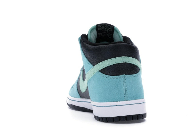 Nike SB Dunk Mid Sea Crystal