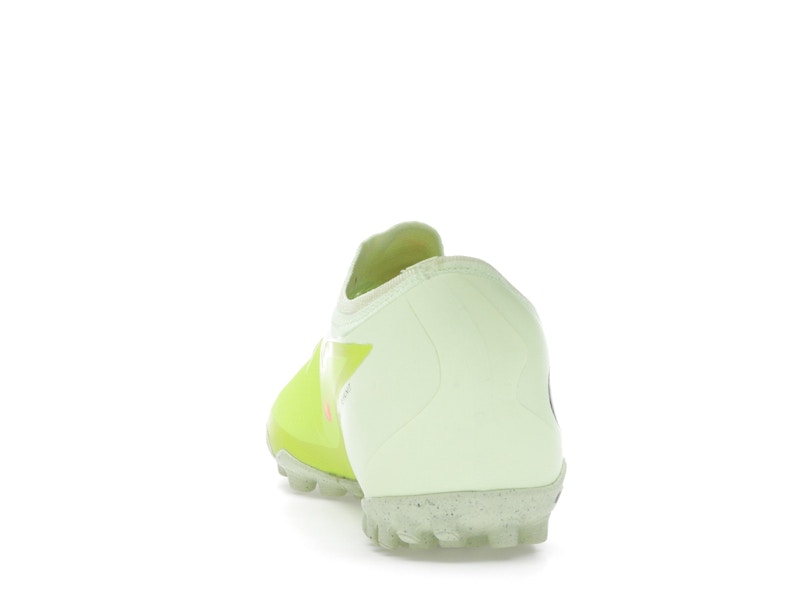 Nike Phantom 6 Low Pro TF Max Voltage Pack