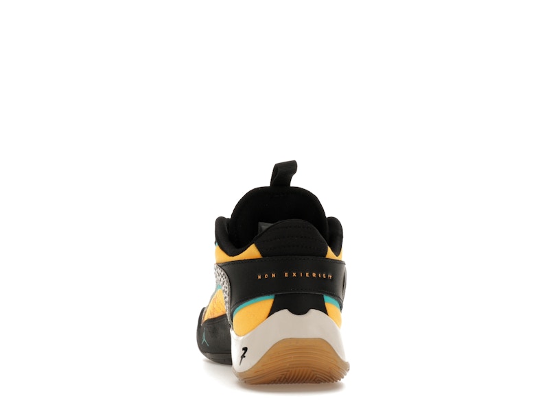 Jordan Luka 2 The Pitch (GS)