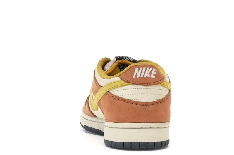 Nike SB Dunk Low Vapour Mineral Yellow