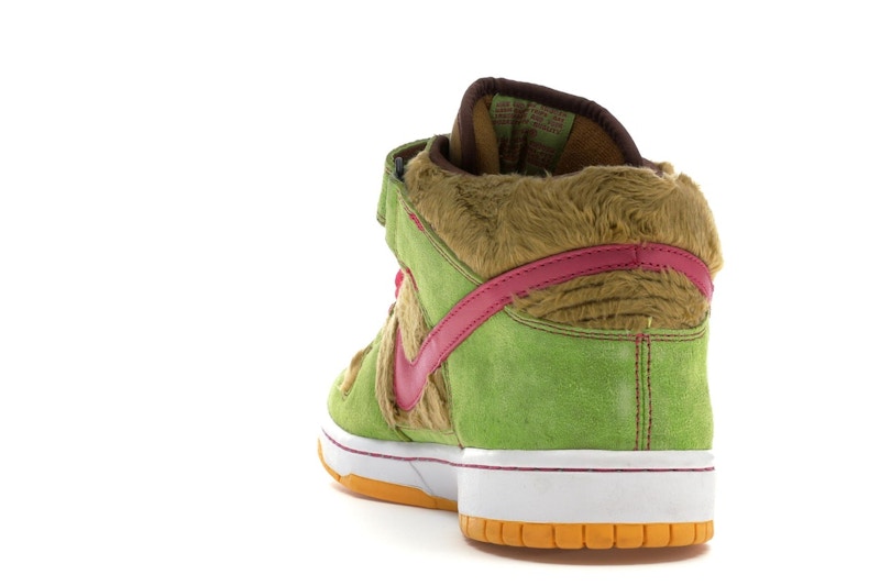 Nike SB Dunk Mid Mama Bear