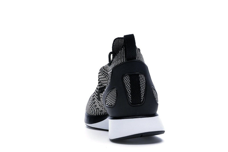 Nike Mariah Flyknit Racer Pale Grey Solar Red