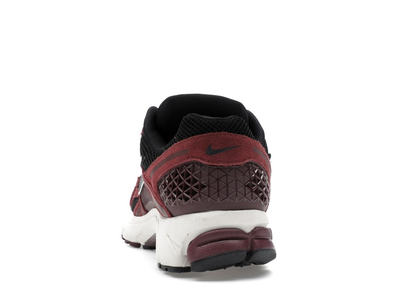 Nike Zoom Vomero 5 Dark Team Red