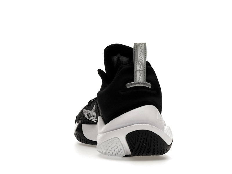 Nike Giannis Immortality Black White