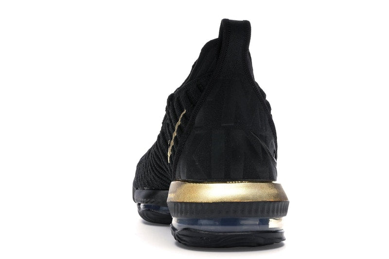 Nike LeBron 16 I'm King