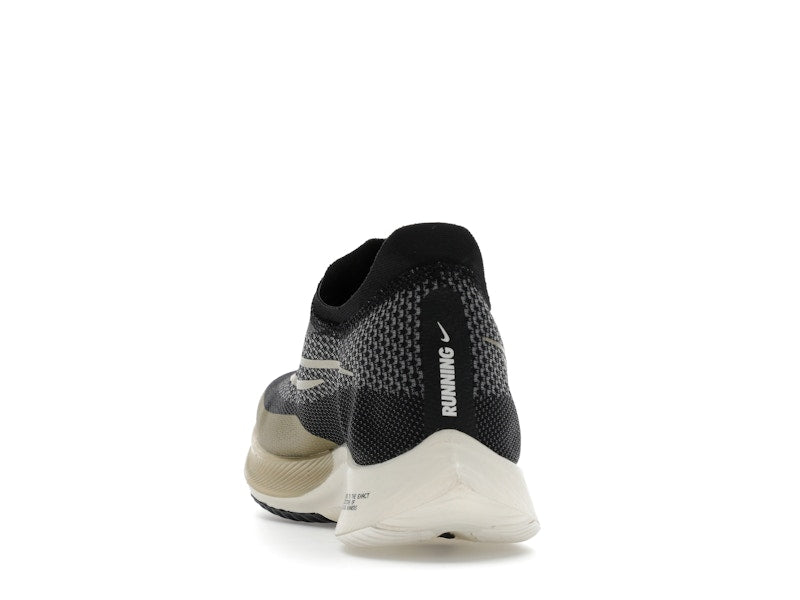 Nike Streakfly Black Metallic Gold Grain