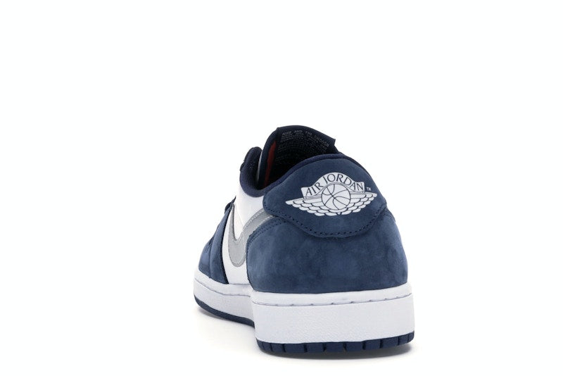 Jordan 1 Low SB Midnight Navy
