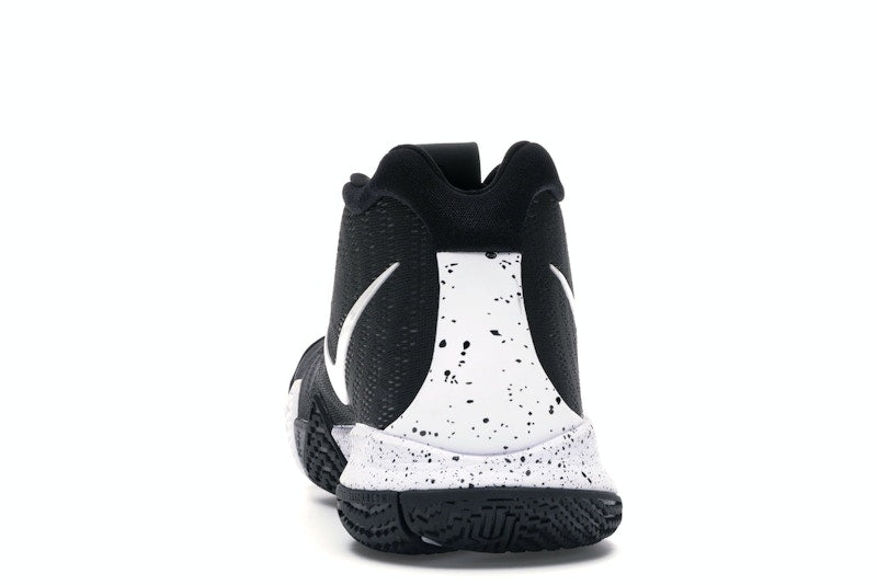 Nike Kyrie 4 Black White