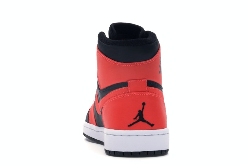 Jordan 1 Retro Max Orange