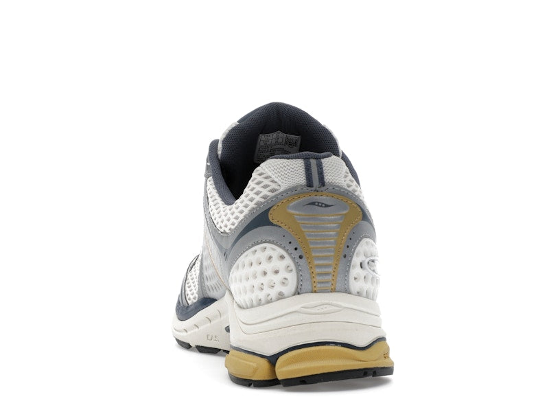 Saucony ProGrid Triumph 4 Fabricated Future